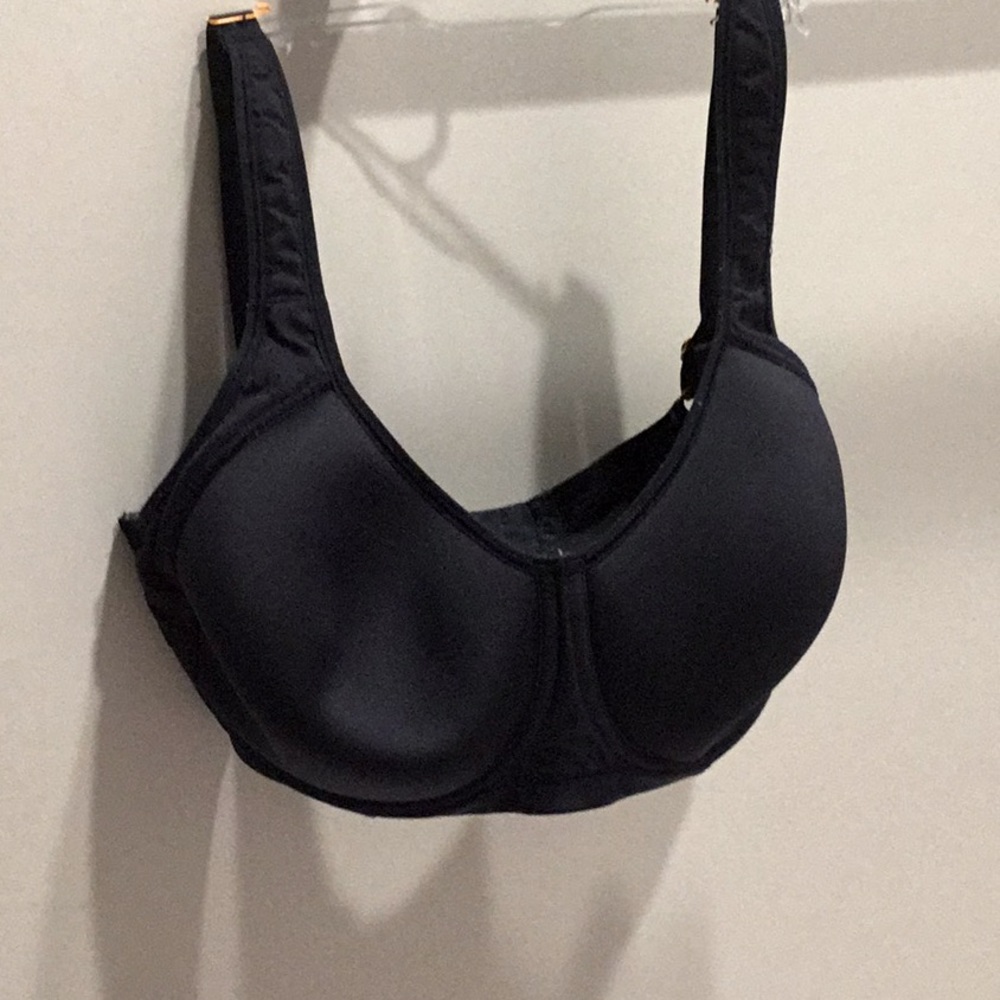 Frey’s racer back bra